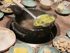 -蘑界·野生菌火锅(深业上城店)