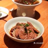 本帮菜的升级版，着重于本帮菜的改良与创新