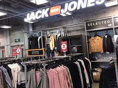 -上品折扣(回龙观店)