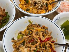 -李与白包子铺(桐梓林店)