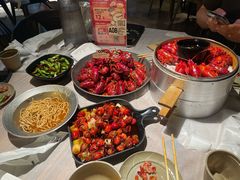 -巴厘龙虾·榜首油焖大虾(音乐学院·沿江酒馆店)
