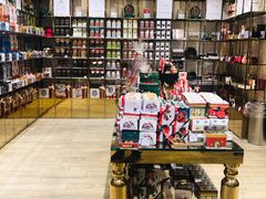 零售区-VENCHI 闻绮(北京国贸商城店)