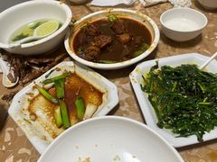 -山里人家土菜馆(茅山店)
