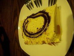 白巧克力瑞士卷-Awfully Chocolate(来福士广场店)