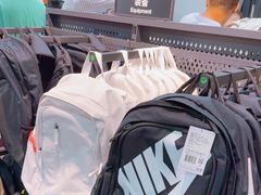 -NIKE上海青浦优选体验店