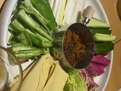 -关东小磨东北菜(上海长风大悦城店)