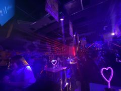 -UP嘻哈酒吧(粉巢店)