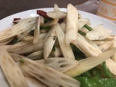 辣炒藕带-蓝精灵饺子店