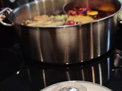 -唯爱KTV聚会餐厅(仙林东城汇店)