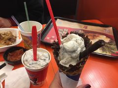 -DQ·蛋糕·冰淇淋(奥林匹克广场店)