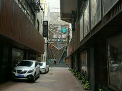 -新华里咖啡书吧(新华书店小寨店)