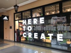 -首创奥特莱斯(西安店)