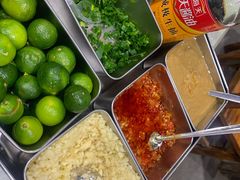 -四川小胡子海鲜(丁村万人海鲜广场店)