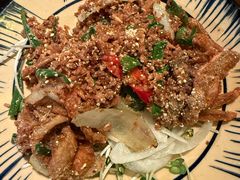 -Cuc Gach Quan Restaurant