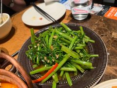 -宇安泰料(龙湖天街黑金店)