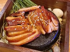 炭烧猪颈肉-椰莱泰小谷·东南亚融合菜(坪山悦阾SPACE店)