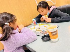 -麦当劳(北京大兴机场二层国内到达(安检外)店)