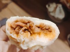 奥尔良鸡腿包-老陶包子铺(南大西南村店)