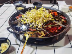 -铜元老码头鳝鱼火锅