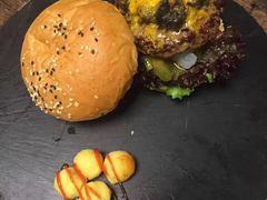 -HIGH FIVE哈福手工汉堡(桂林路店)