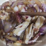 辛苦老妈子每天都会早起煮一天的饭菜