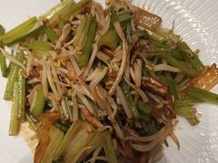 -闫府私房菜·老字号(恒隆店)