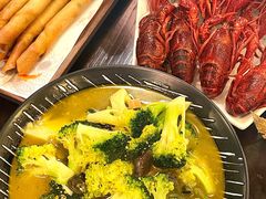 -聚汇三少·龙虾·中餐厅(莫邪路新天地店)
