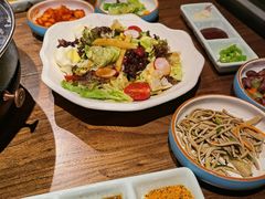 -明洞阿姨·韩式酱蟹烤肉·创意料理(三元桥店)