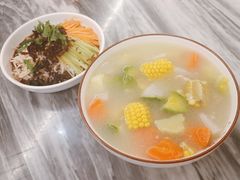 -蔼若春.传承三十年云南菜(金碧公园店)