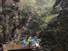 -龙潭大峡谷