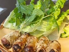 -大头虾越式风味餐厅(光明广场店)