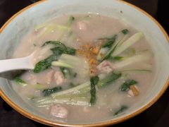 荔浦芋头焖小白菜-桂小厨广西菜(万象城店)
