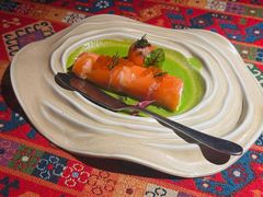 烟熏挪威三文鱼卷配红鱼籽酱-格鲁·秀色Georgia’s Feast