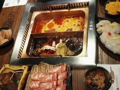-老牌坊云南鱼豆花火锅(嵩山店)