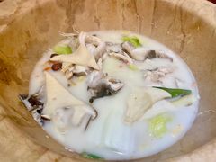 -滇香肴·云南菜蒸汽石锅鱼(云南北路店)