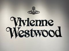 -Vivienne Westwood(上海来福士广场店)