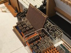 -十八字金银饰·拼豆·开蚌手工体验团建(君太百货店)