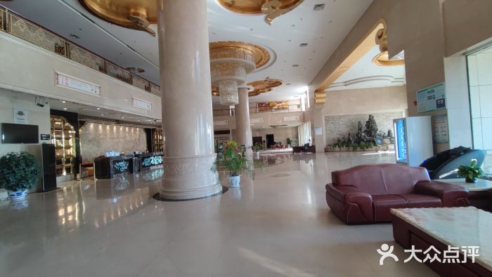 鄂托克前旗兴宇唐苏格沙漠温泉酒店图片