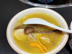 -野菌皇海景野生菌火锅(滨海大道店)