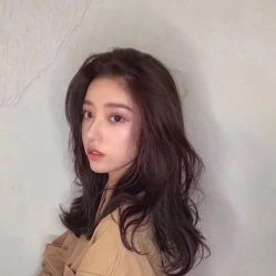 -MYYF SALON烫发染发