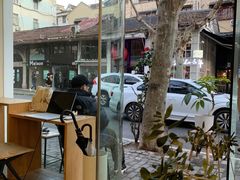 -Onirii Coffee(长乐路店)