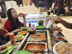 -新艺自助美食城(中山路店)