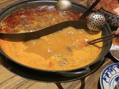 -旧街市鲜货老火锅(大光路店)