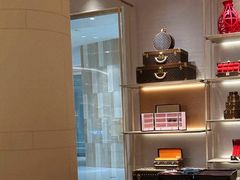 -LV路易威登(海信广场店)