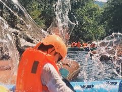-雅鲁激流探险漂流