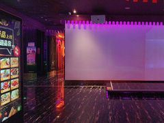 -UK派对KTV(日月广场店)