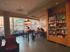 大堂-星巴克(大连金州安盛店)