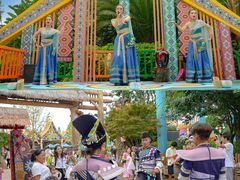 -七彩云南欢乐世界