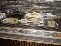 -VENCHI 闻绮(上海佛罗伦萨小镇店)