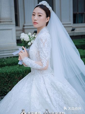 如果可以，一定不要错过蕾丝婚纱